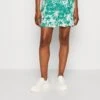 Anna Field Short - Green/Off White