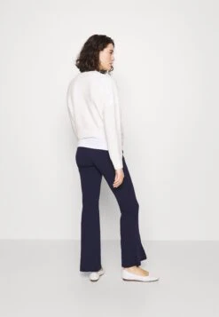 Maternity Business Flare - Pantalon De Survêtement - Dark Blue 7 Maternity Business Flare - Pantalon De Survêtement - Dark Blue -Anna Field d0f4a3f164d64f16a351c1d1c3872fe2