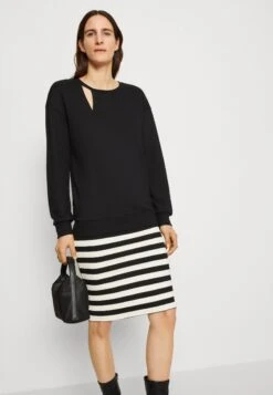 Anna Field Sweatshirt - Black 9 Anna Field Sweatshirt - Black -Anna Field d393db73df764895ad612db70551b49b