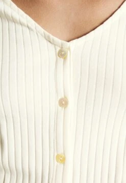 Anna Field Gilet - 003 - Off-White 11 Anna Field Gilet - 003 - Off-White -Anna Field ec63ca4e44ef4420a21f32bd2a34b4fa