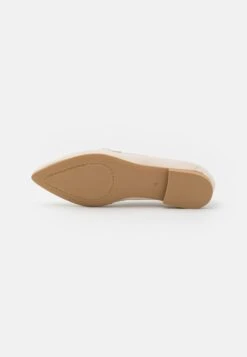 Anna Field Leather - Mocassins - Off White 10 Anna Field Leather - Mocassins - Off White -Anna Field fa0f4eac318f4b58baaeb45e08d9727f